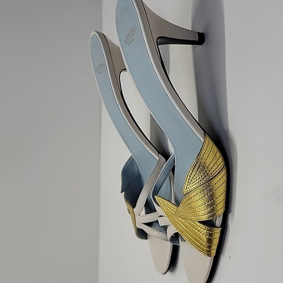 VALENTINO GARAVANI FOLIAGE SLIDE SANDAL GOLD/WHITE SZ 37 1/2EU 7.5US AUTHENTIC - Picture 4 of 16